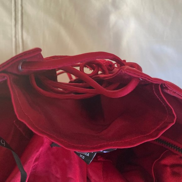 ❌❌❌SOLD ❌❌❌ 
NWOT Bebe Deep Red 💯% Silk Bustier Corset XS - Picture 7 of 8